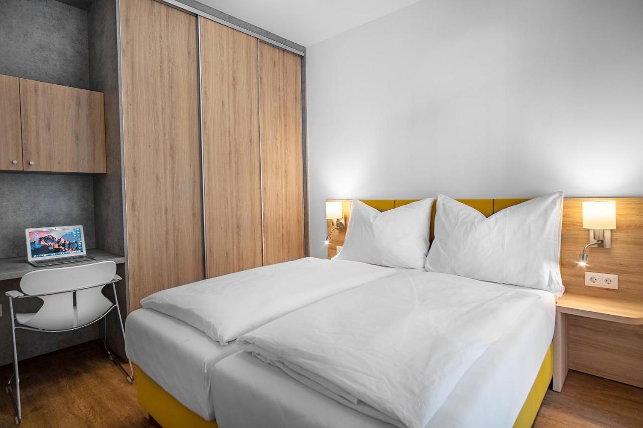 Szent Bernadett Csaladi Apartmanhaz Siofok Ngoại thất bức ảnh