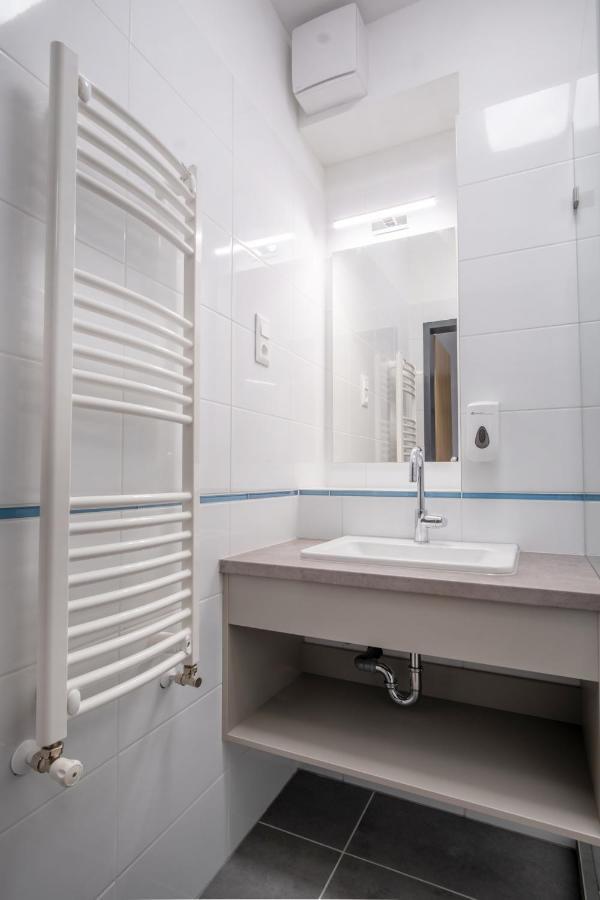 Szent Bernadett Csaladi Apartmanhaz Siofok Ngoại thất bức ảnh