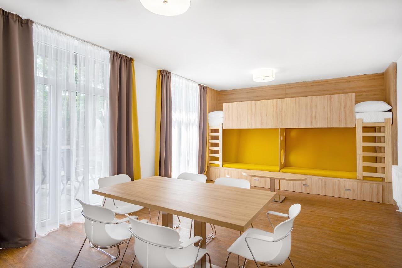 Szent Bernadett Csaladi Apartmanhaz Siofok Ngoại thất bức ảnh