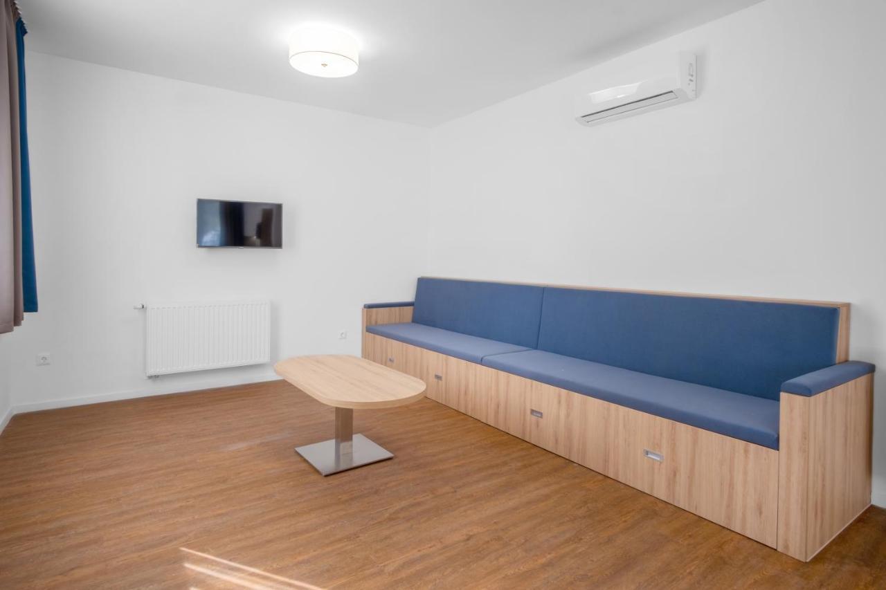 Szent Bernadett Csaladi Apartmanhaz Siofok Ngoại thất bức ảnh